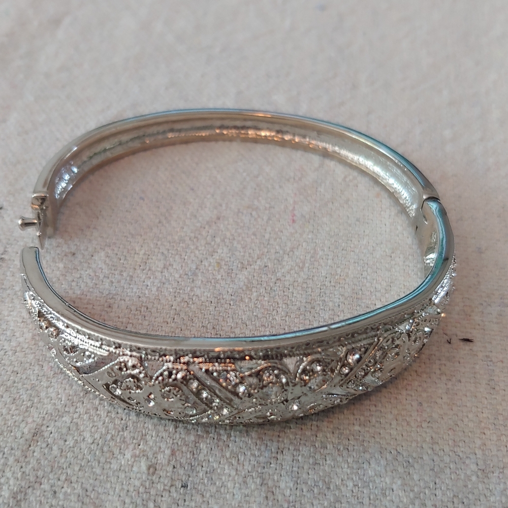 Brighton Silver Clasp Bangke